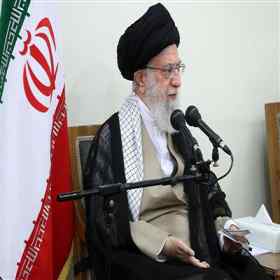 امام خامنه‌ای:دعوا و تشکیلات موازی با دولت اصلاح کار نیست/کار جهادی باید توسط مسئولین انجام گیرد