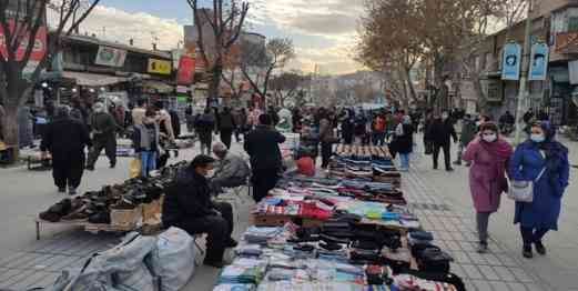 ساماندهی ۲۵۰۰ دستفروش در بازار تبریز