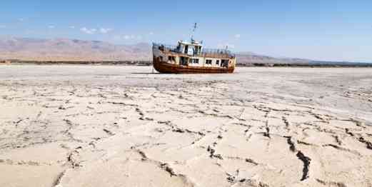 توسعه باغات در حوضه دریاچه ارومیه ممنوع