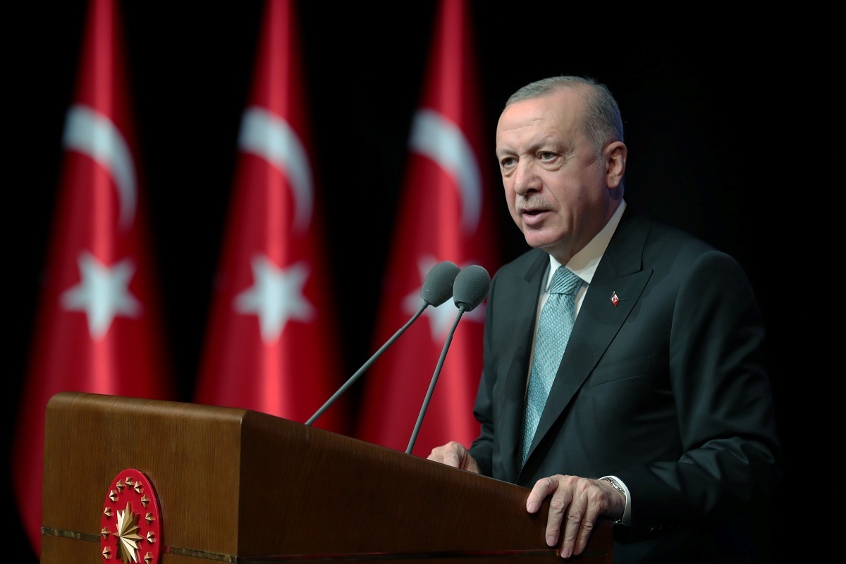 ۱۵ مشاور اردوغان استعفا کردند