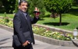 دولت رئیسی؛ سکویِ پرش ضرغامی /گام‌های شبه احمدی نژادی «آقا عزت»