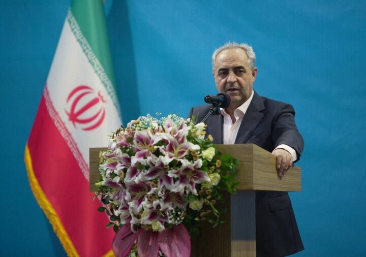 حل مشکلات کارگران در صدر اولویتها حل مشکلات کارگران در صدر اولویتها