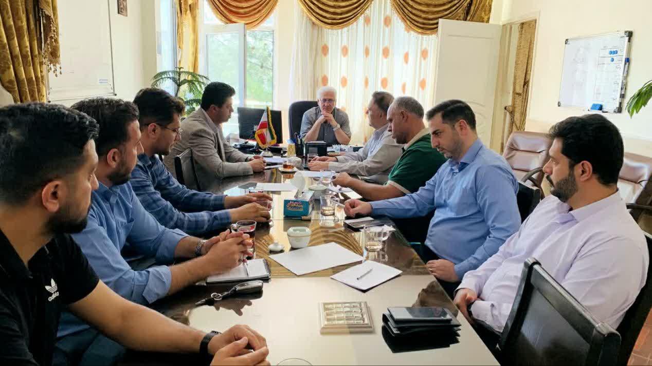 لزوم خدمات رسانی مطلوب و بی وقفه به شهروندان لزوم خدمات رسانی مطلوب و بی وقفه به شهروندان