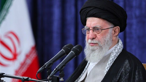 رهبری: باید از رئیس جمهور پرکار و پرتلاش حمایت شود رهبری: باید از رئیس جمهور پرکار و پرتلاش حمایت شود