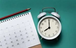ساعت کاری ادارات تا ۱۵ شهریور تغییر نمی‌ کند