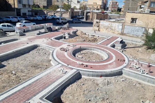 کفسازی دومین فاز بوستان “دمشقیه” در آستانه تکمیل کفسازی دومین فاز بوستان “دمشقیه” در آستانه تکمیل