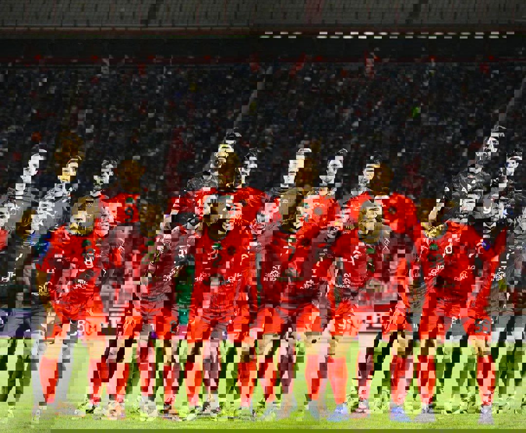 برد سخت؛ تراکتور با چنگ و دندان جنگید