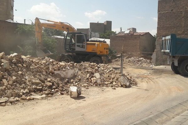 باغ میوه ۴ هزار متر مربعی در کوی سنجران احداث میشود باغ میوه ۴ هزار متر مربعی در کوی سنجران احداث میشود