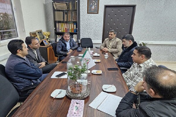 نشست هماهنگی برای توسعه ۵۰ هکتاری فضای سبز عینالی برگزار شد نشست هماهنگی برای توسعه ۵۰ هکتاری فضای سبز عینالی برگزار شد