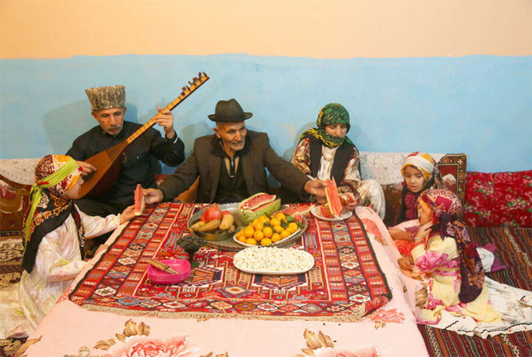 یلدای مهربانی، بدون تجمل