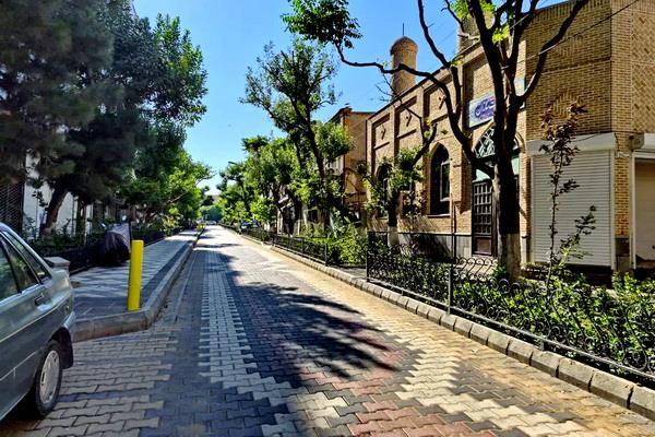شهرداری منطقه ۸ برترین منطقه شهرداری تبریز در اجرای سنگفرش معابر