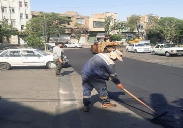 ساماندهی حد فاصل شمس تبریزی تا شکلی با توزیع ۸۰۰ تن آسفالت