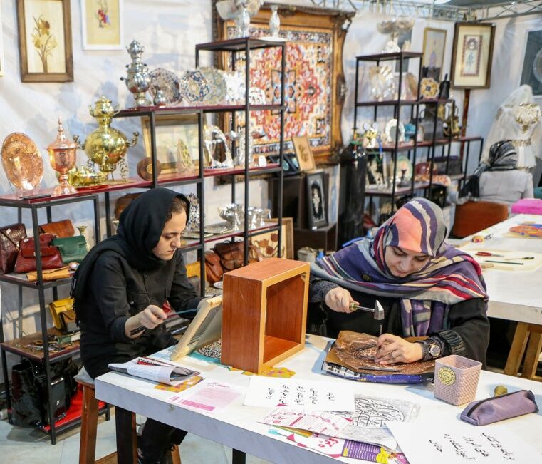 صنایع دستی بانوان ایرانی در استانبول به نمایش درمی آید