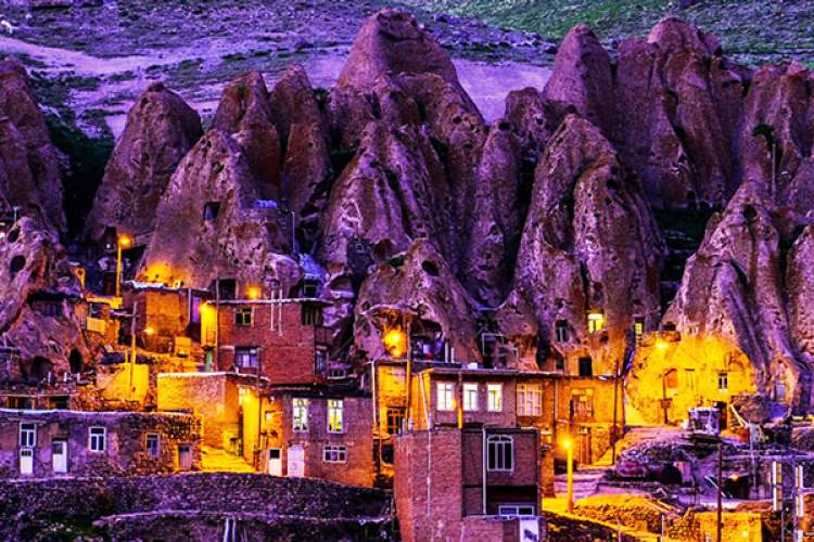 کندوان، گنجینه زنده معماری، فرهنگ و زیستبوم انسانی است کندوان، گنجینه زنده معماری، فرهنگ و زیستبوم انسانی است