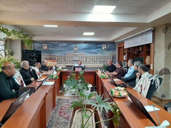 مشکلات بازار تاریخی تبریز با مشارکت شهرداری و بازاریان برطرف می شود مشکلات بازار تاریخی تبریز با مشارکت شهرداری و بازاریان برطرف می شود