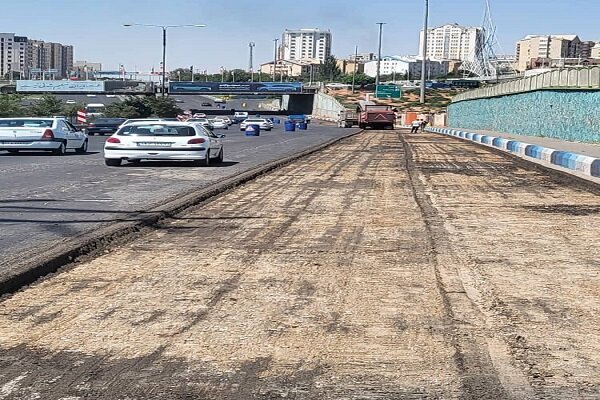 آغاز آسفالت‌تراشی ضلع شمالی اتوبان پاسداران