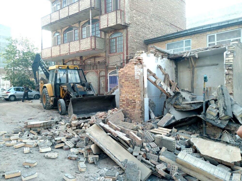 آزادسازی سیوپنجمین ملک در مسیرگشایی خیابان شهید بیمثل حکمآباد آزادسازی سیوپنجمین ملک در مسیرگشایی خیابان شهید بیمثل حکمآباد