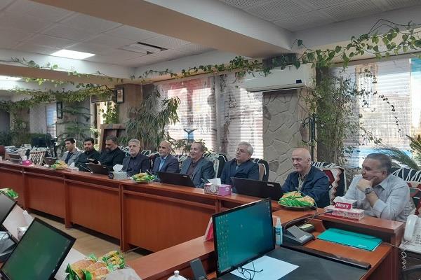 مدر دیدار شهردار منطقه هشت با اصناف و بازاریان بازار تبریز مطرح شد:مشکلات بازار تاریخی تبریز رفع می شود مدر دیدار شهردار منطقه هشت با اصناف و بازاریان بازار تبریز مطرح شد:مشکلات بازار تاریخی تبریز رفع می شود