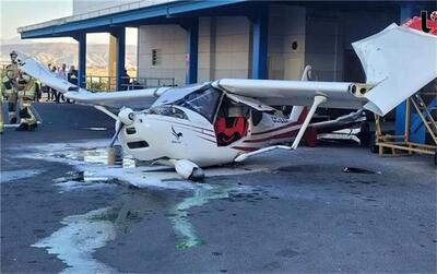 برخورد هواپیمای سبک با یک ساختمان فرودگاه