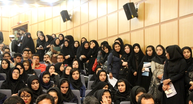 آمار خفت‌بار پهلوی در بی‌سوادی آذربایجان
