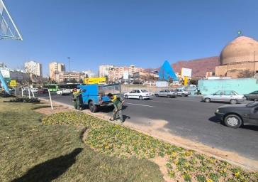 آغاز کاشت گلهای بهاره درمنطقه ۵ تبریز همزمان با طرح استقبال از بهار آغاز کاشت گلهای بهاره درمنطقه ۵ تبریز همزمان با طرح استقبال از بهار