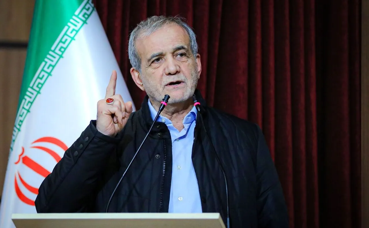 انتقاد تند پزشکیان از صداوسیما: القای شکاف میان دولت و نیروهای مسلح، حرف اسرائیل است