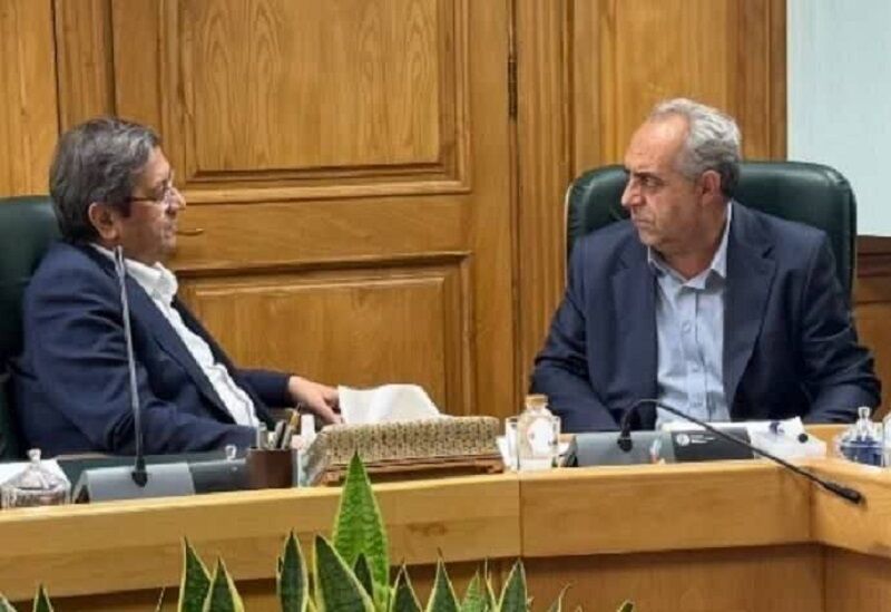مطالبات استاندار آذربایجانشرقی از رییس کل بانک مرکزی برای گرهگشایی از مشکلات بانکی مطالبات استاندار آذربایجانشرقی از رییس کل بانک مرکزی برای گرهگشایی از مشکلات بانکی