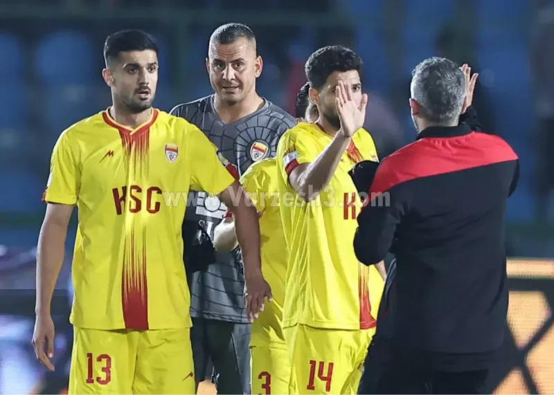 سایه تراکتور بالای سر پرسپولیس ، پرسپولیس 0 – فولاد 1 سایه تراکتور بالای سر پرسپولیس ، پرسپولیس 0 – فولاد 1